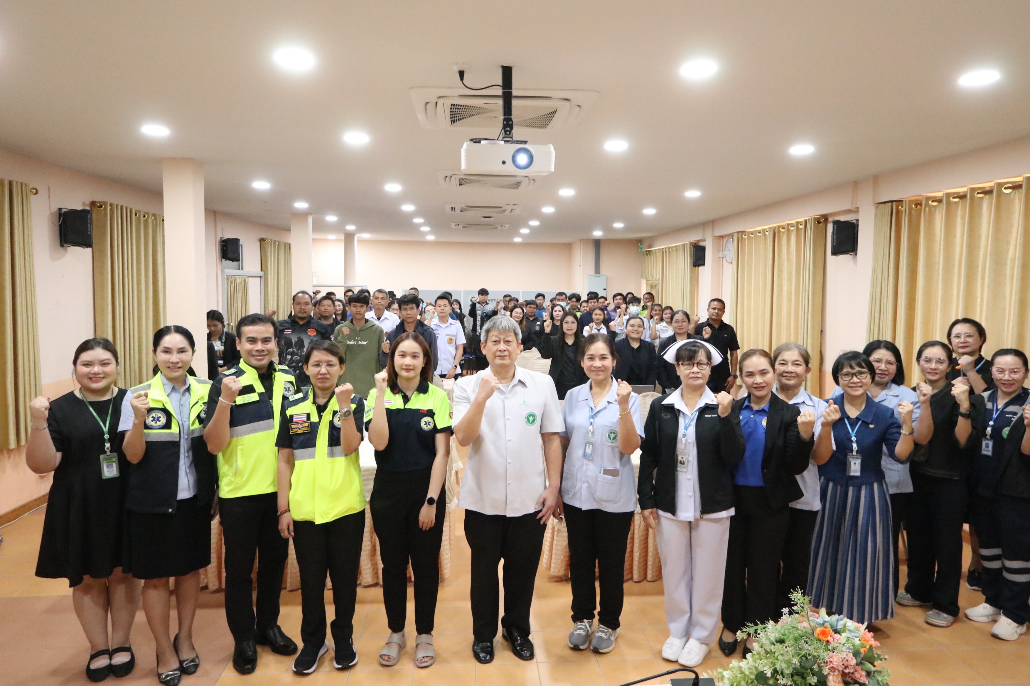 โรงพยาบาลสมเด็จ จัดการอบรม พัฒนาศูนย์การเรียนรู้ชุมชน (ขยายเครือข่าย) เพื่อพัฒนาศักยภาพบุคลากรและเครือข่ายในการปฏิบัติงานด้านการแพทย์ฉุกเฉิน